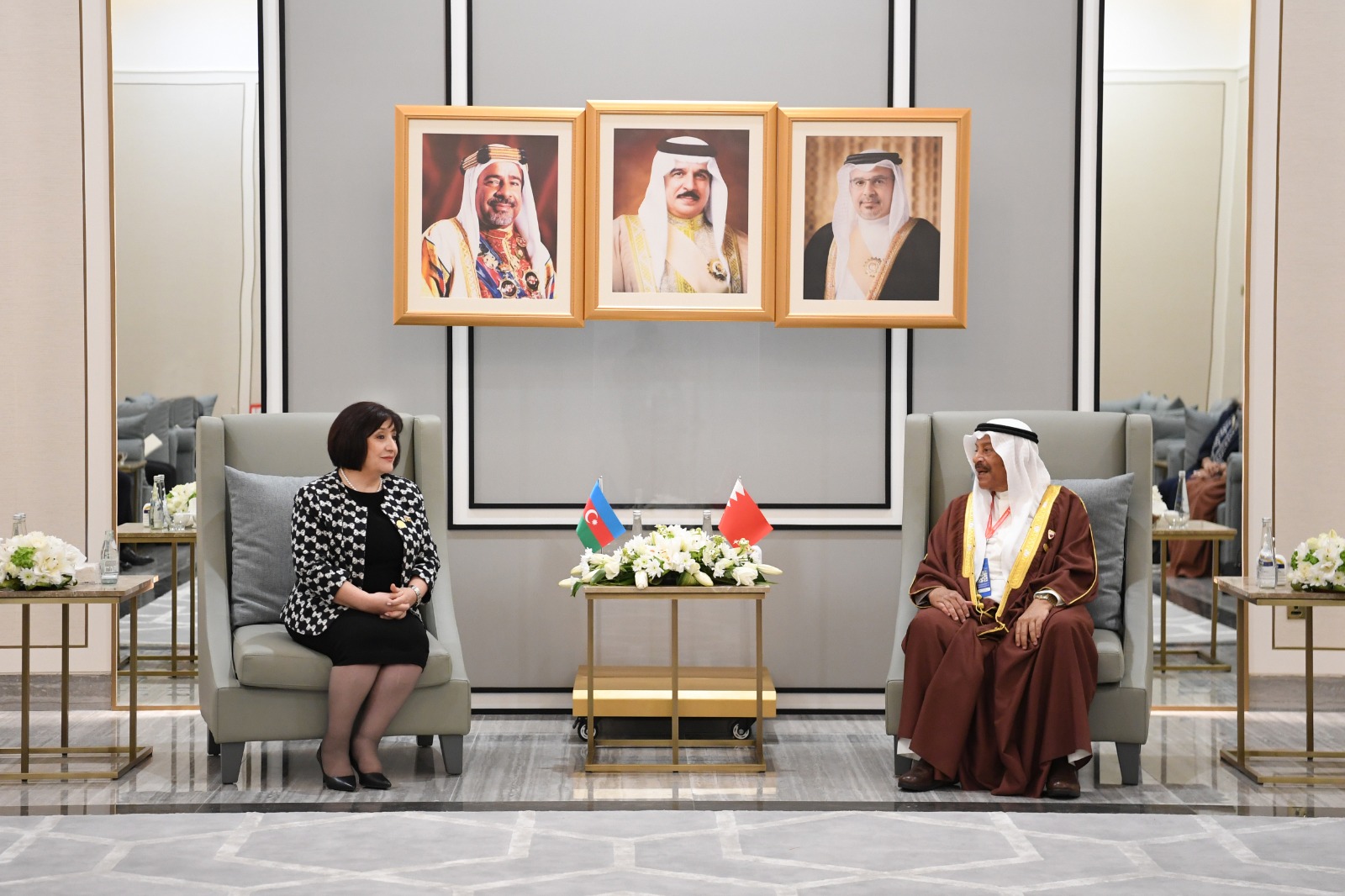 Спикер Милли Меджлиса Сагиба Гафарова встретилась с главой Маджлис аль-Шура Бахрейна